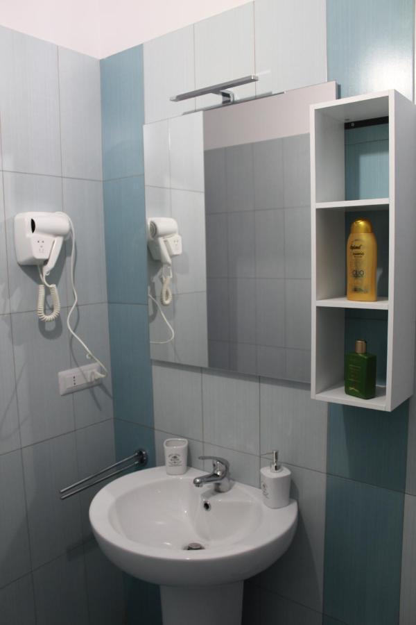 Holiday House Rosy Кавалино ди Лече Екстериор снимка